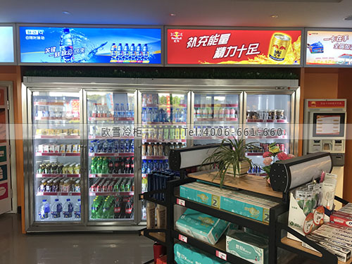 A369江苏省苏州市常熟市中石油梅李加油站昆仑好客饮料柜