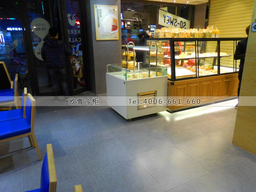 F114福建省泉州市水水茶饮烘培馆蛋糕展示柜